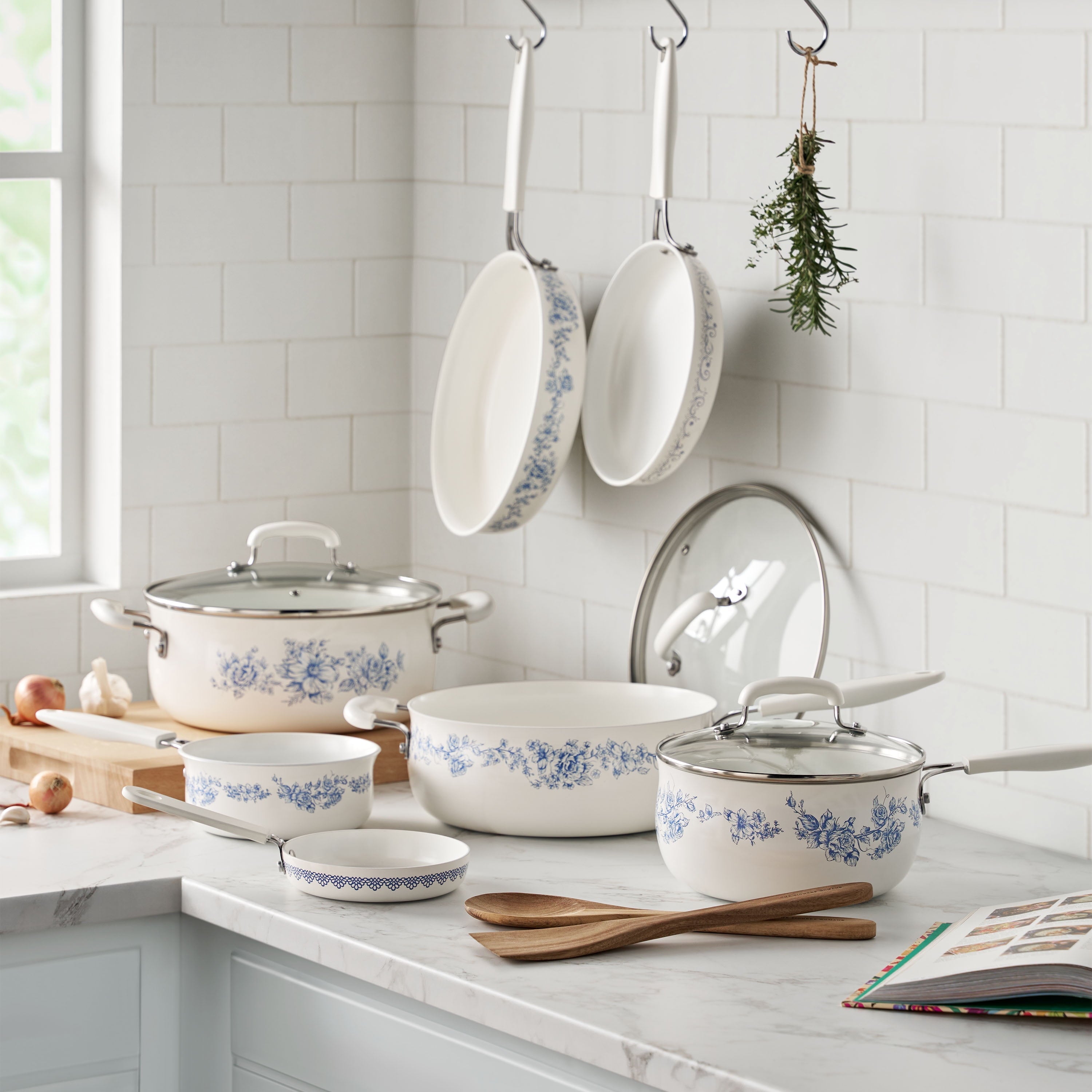 PioneerHome™ 12-Piece Classic Ceramic Cookware Set, Agatha Blue - PioneerHome™
