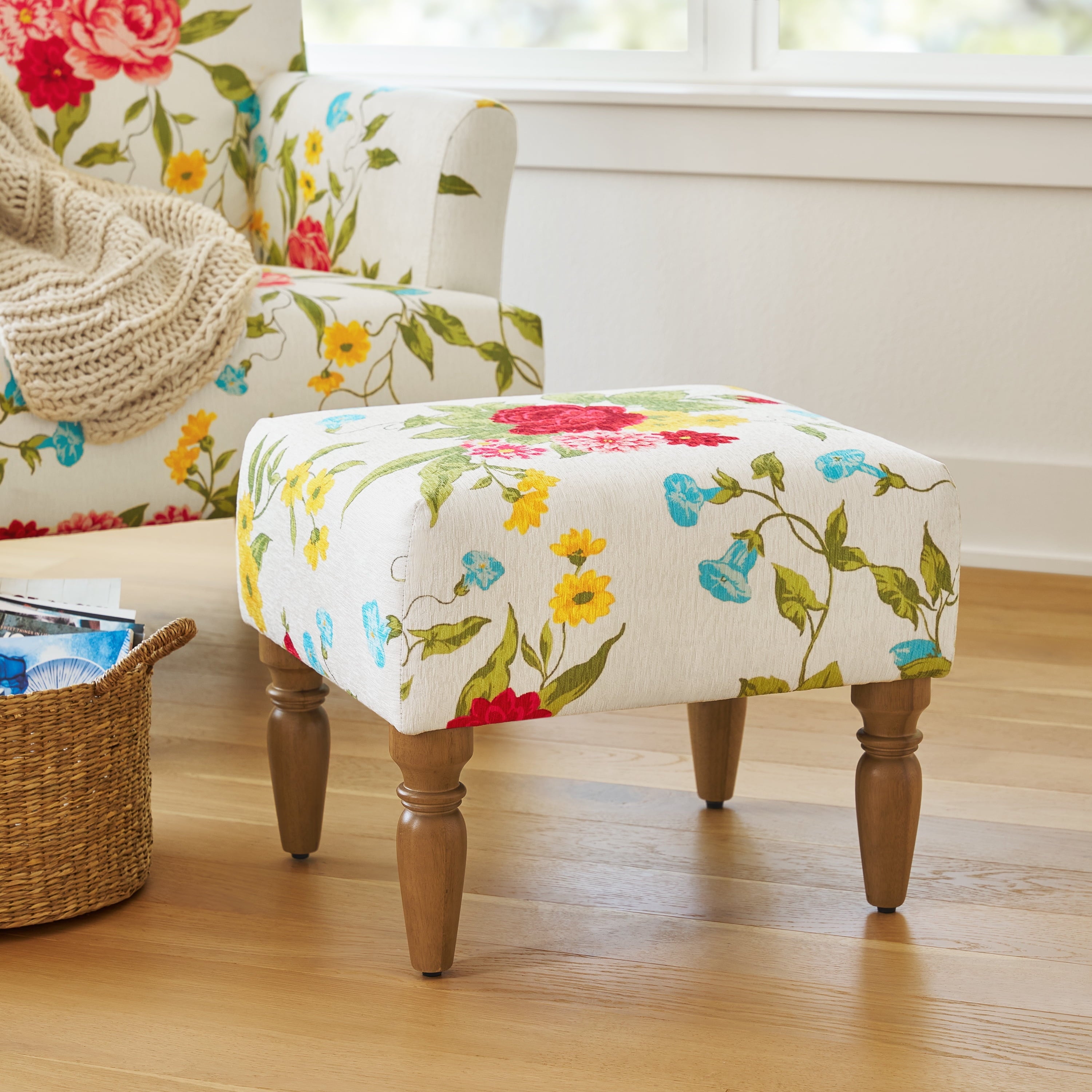 PioneerHome™ Sweet Rose Ottoman, White, 17.25 in - PioneerHome™