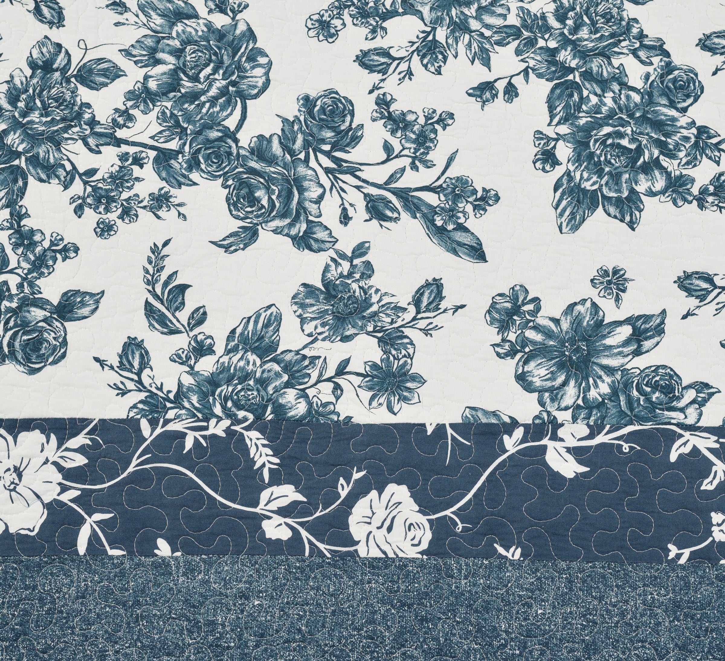 PioneerHome™ Avery Cotton Patchwork Quilt, Full/Queen, Blue Dust Bedding - PioneerHome™